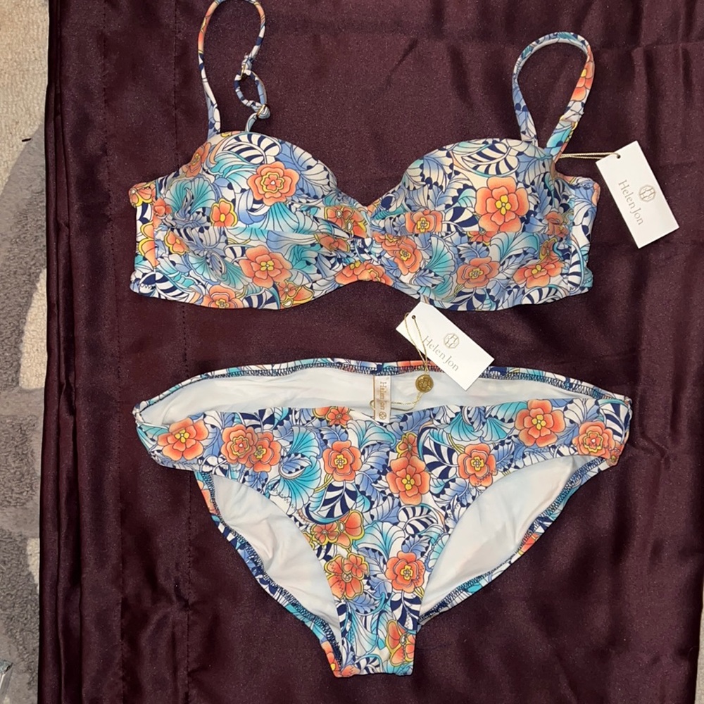 Helen Jon bikini